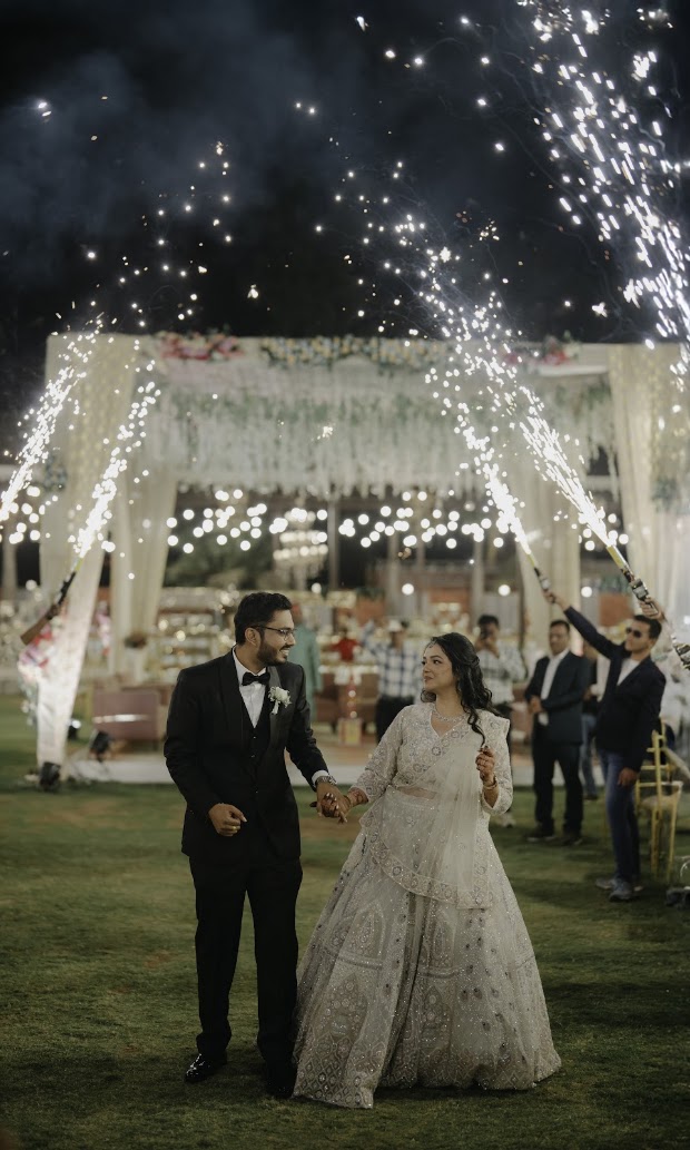 Aria & Devin — A Tuscan Vow